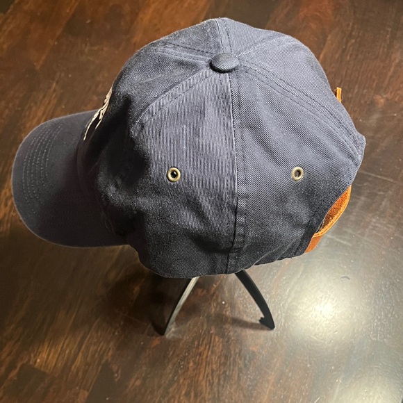 Disney Cap with Mickey Mouse Embroidery - Picture 5 of 7